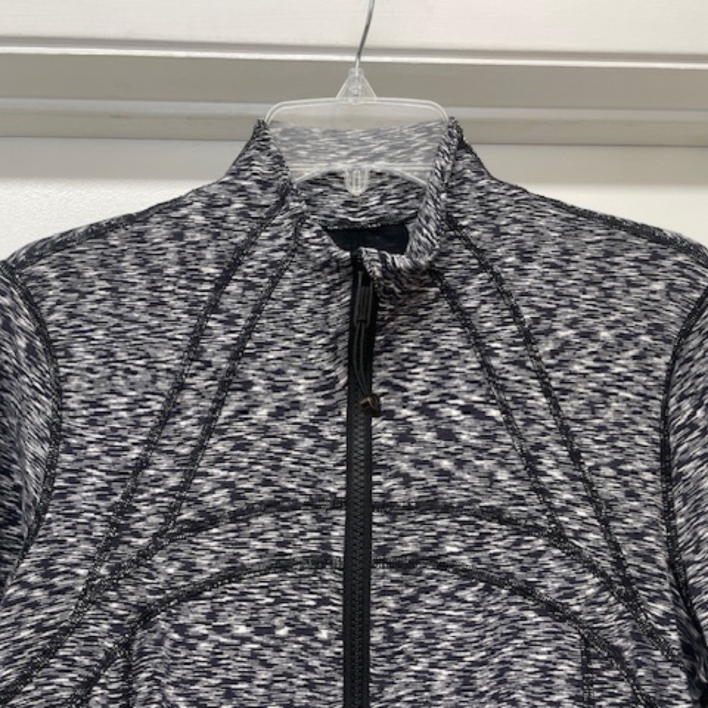 EUC Lululemon Define Rulu Jacket Spaced Out Space Dye Black White - Picture 5 of 12
